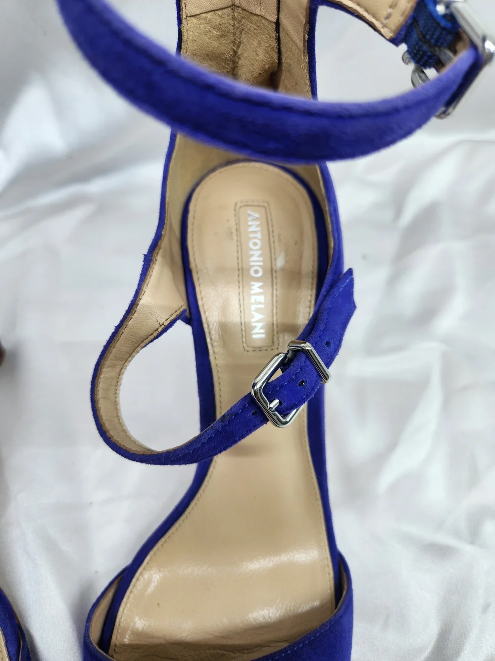 ANTONIO MELANI chic royal